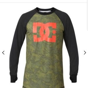 ⛔️⛔️⛔️ SOLD DC SHOES Dingy Top - CAMO